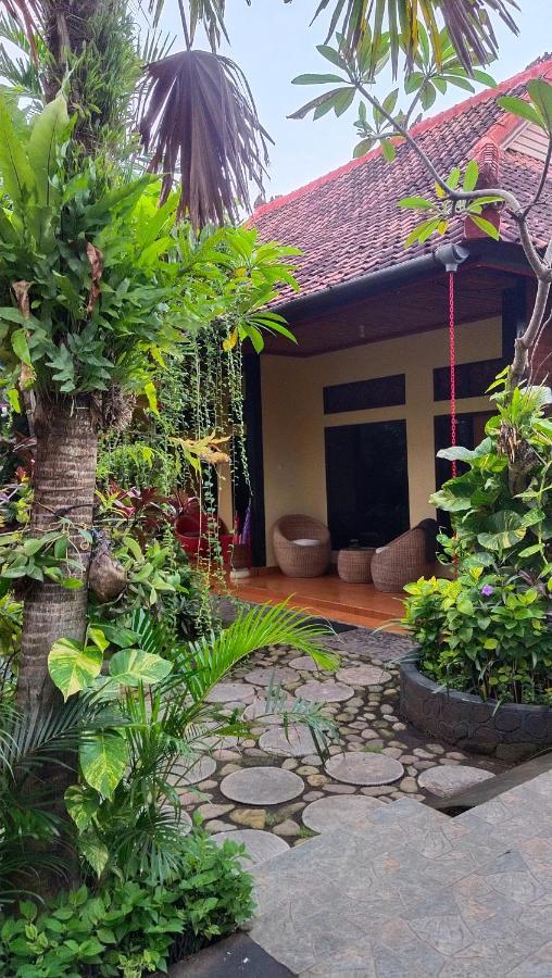 The Arya Guest House Gilimanuk Exteriér fotografie